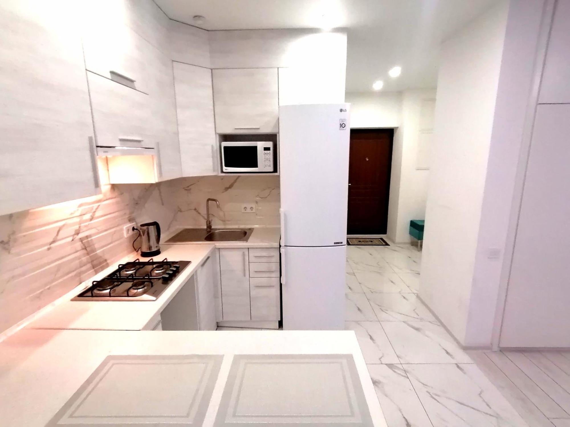 Новобудова Сам Центр Жк "Семицвіт" Lägenhet Lviv Exteriör bild